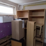 Controale Poliția Locală Pitești: construcție fără autorizație în zona centrală și spații comune blocate în Prundu