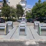 Instrucțiuni pentru depozitarea deșeurilor în containerele îngropate!