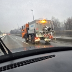 Intervenții de deszăpezire în Pitești – ninsoare și lapoviță